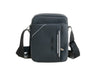 Borsa A Tracolla In Nylon Pierre Cardin - Alan09 2031Tracolla in nylon dal classico stile italiano. Morbida, leggera e capiente. Una borsa ideale per il lavoro ed il tempo libero